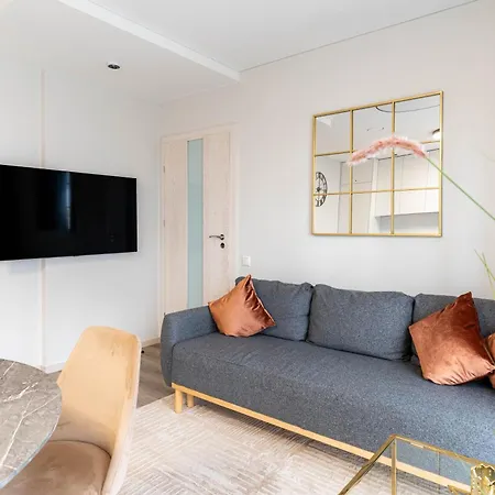 Skylum 17th Floor Apartment Vilnius