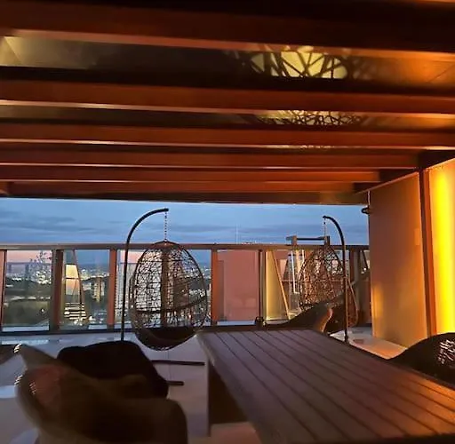 Skylum 17th Floor Apartman